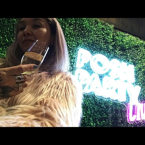 ⭐️🌟Meet your POSHER🌟 ⭐️ - Picture 8 of 12